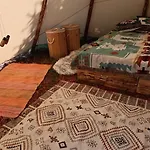 Tee-pee U Honzika *