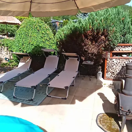 Tee-pee U Honzíka Zbecno