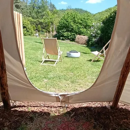 Tee-pee U Honzíka Campismo de Luxo