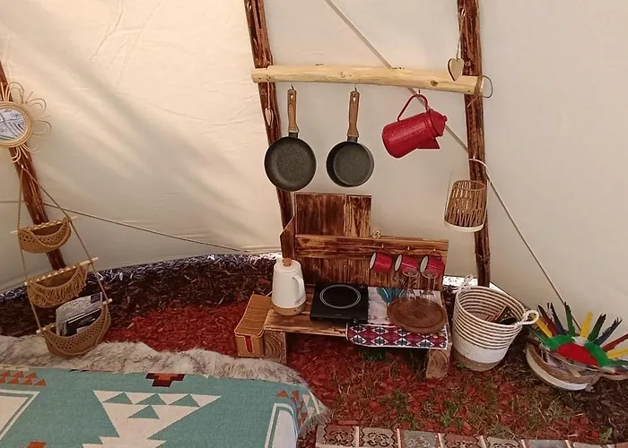 Tee-pee U Honzika * Zbecno