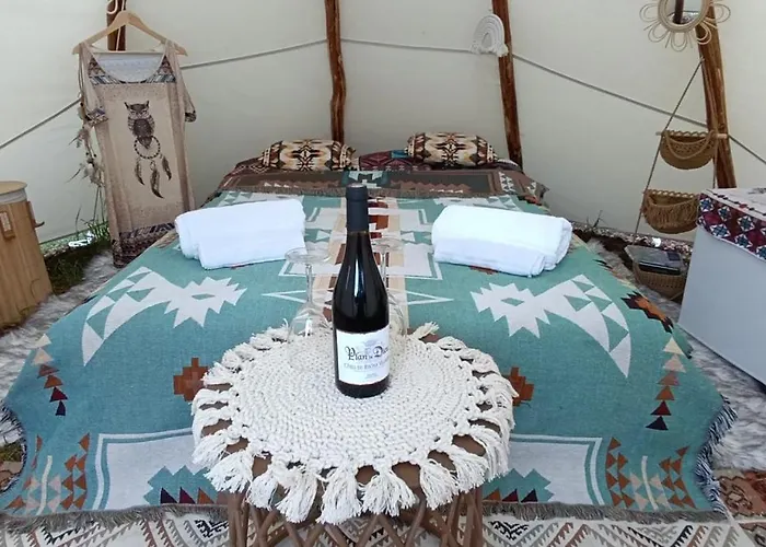 Tee-pee U Honzika * Zbecno