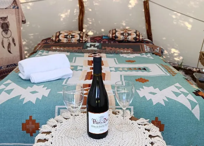 Tee-pee U Honzika * Zbecno